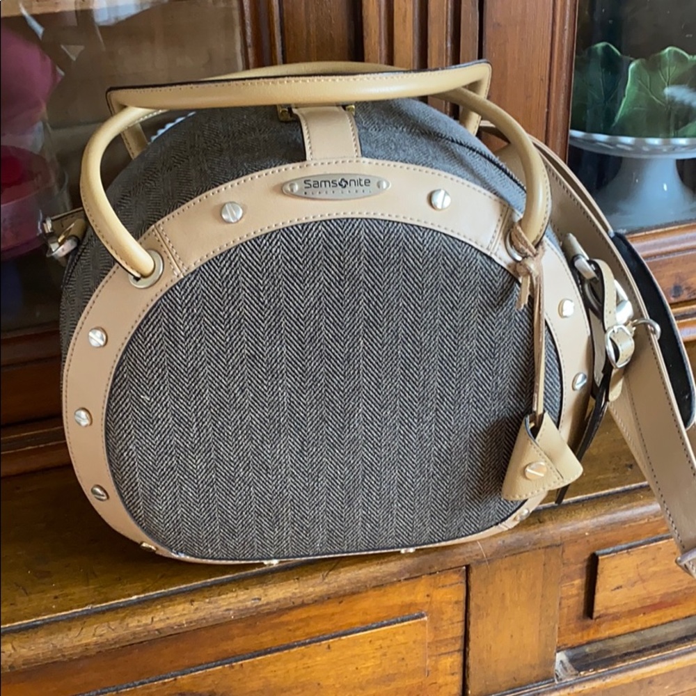 Vintage Samsonite Black Label